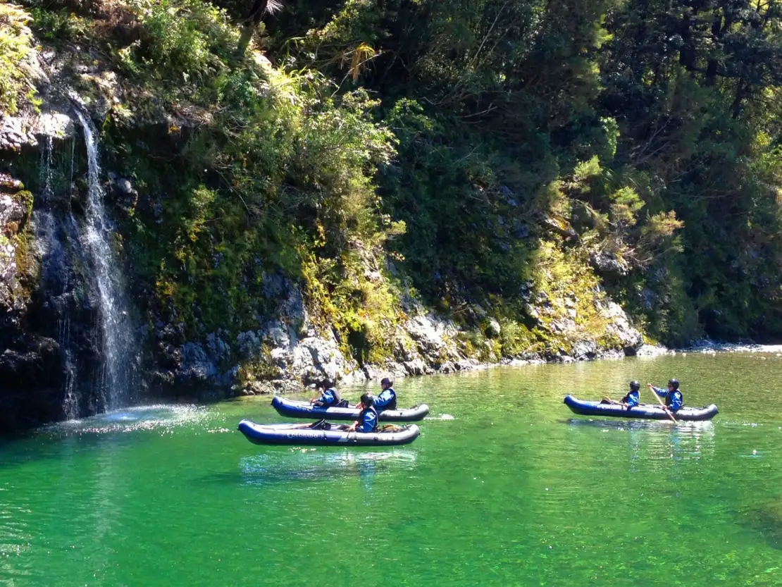 Canoeing on Pelorus River in the Marlborough Sounds NZ